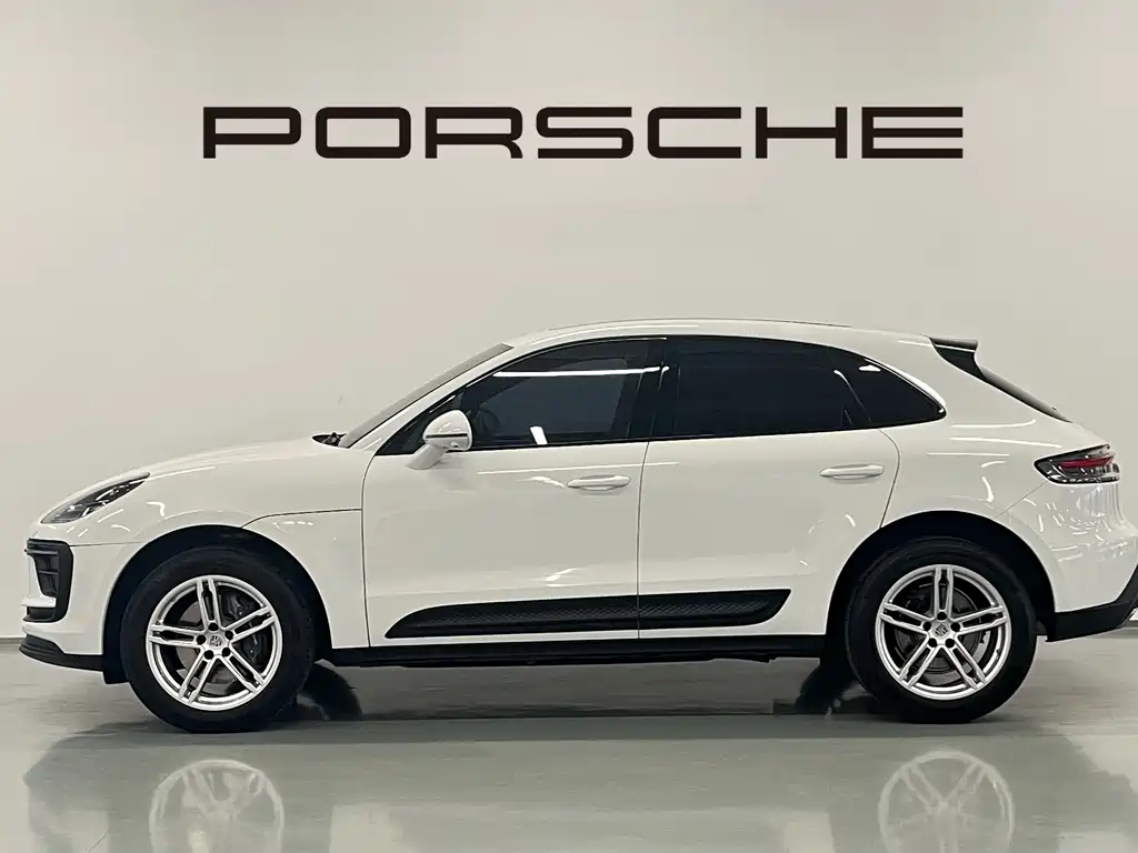 Porsche Macan 2024