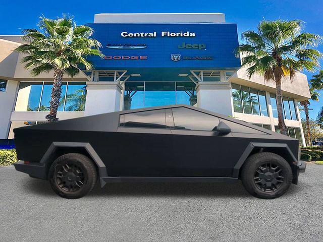 Tesla Cybertruck 2024