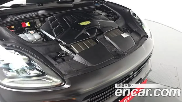 Porsche Cayenne 2020