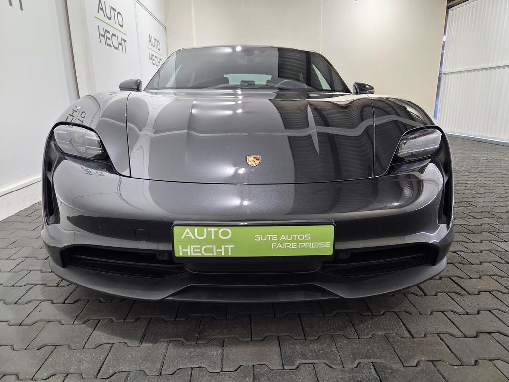 Porsche Taycan 2021
