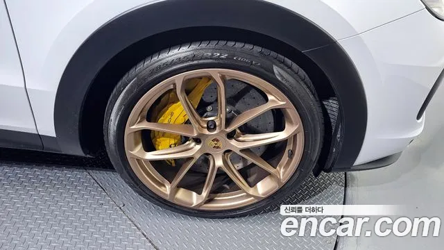 Porsche Cayenne 2022