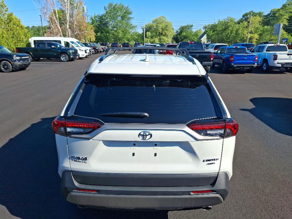 Toyota RAV4 2025