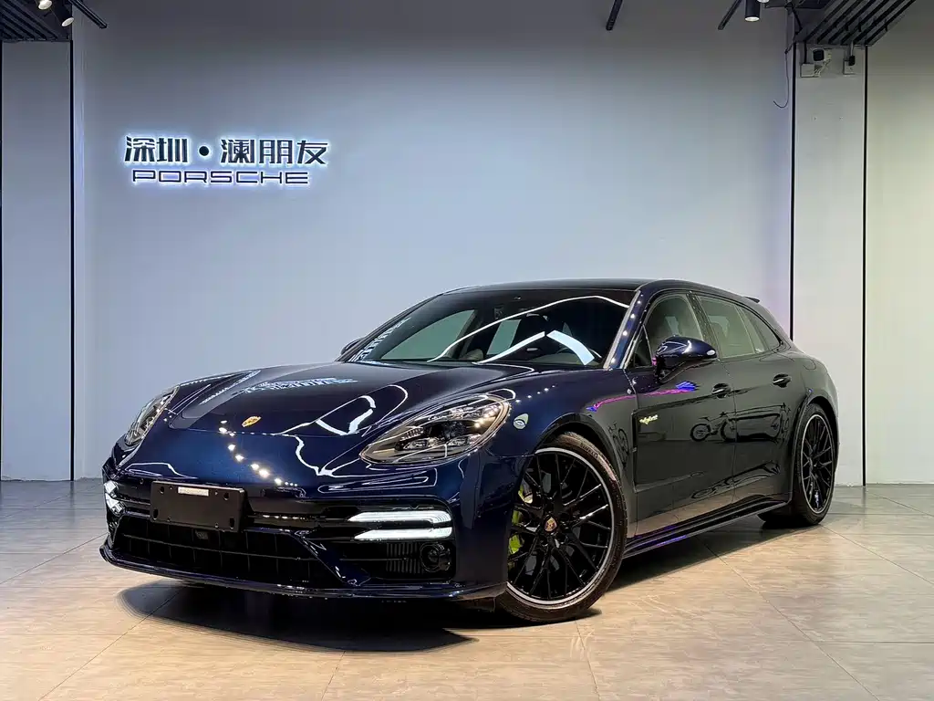 Porsche Panamera 2022