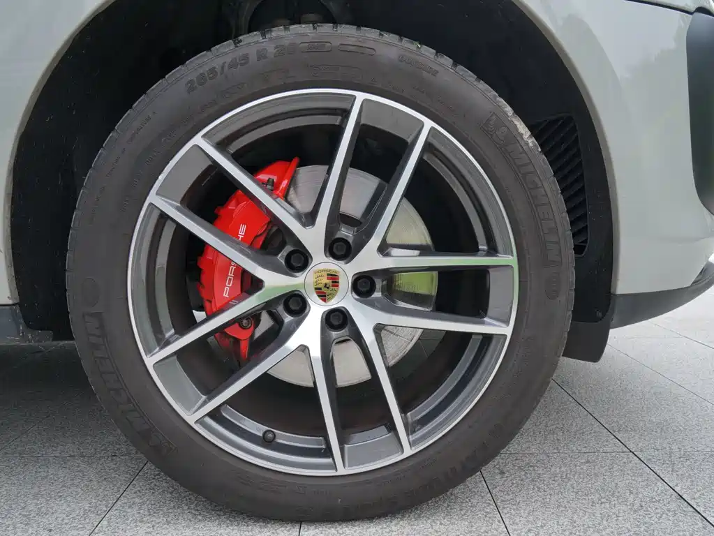Porsche Macan 2023