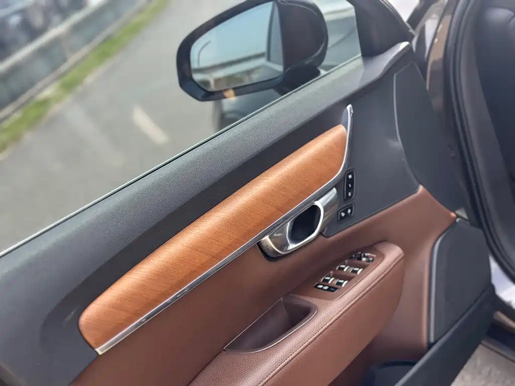 Volvo S90 2021