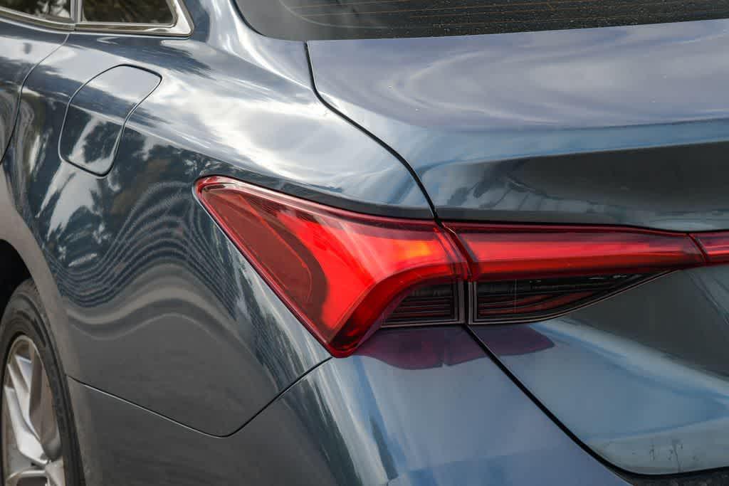 Toyota Avalon 2021