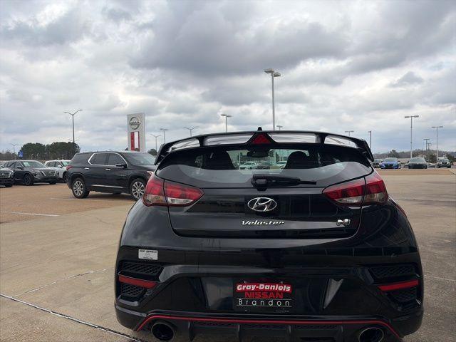 Hyundai Veloster 2022