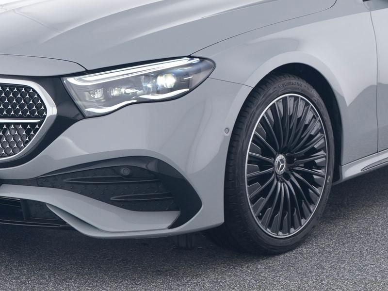 Mercedes-Benz E 220 2025