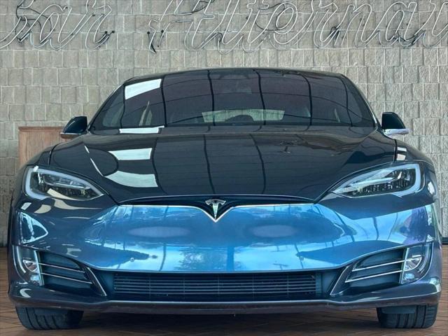 Tesla Model S 2021