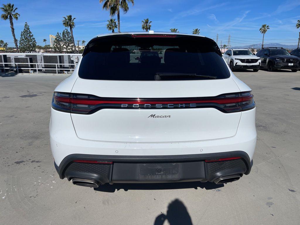 Porsche Macan 2024