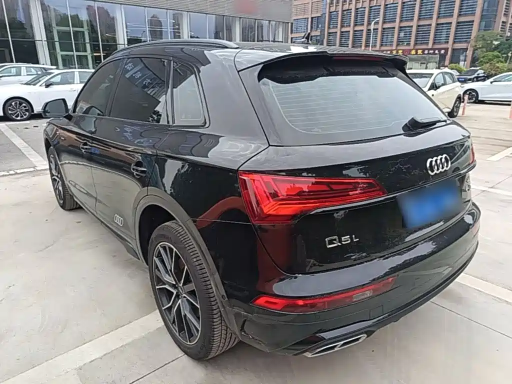 Audi Q5 2025