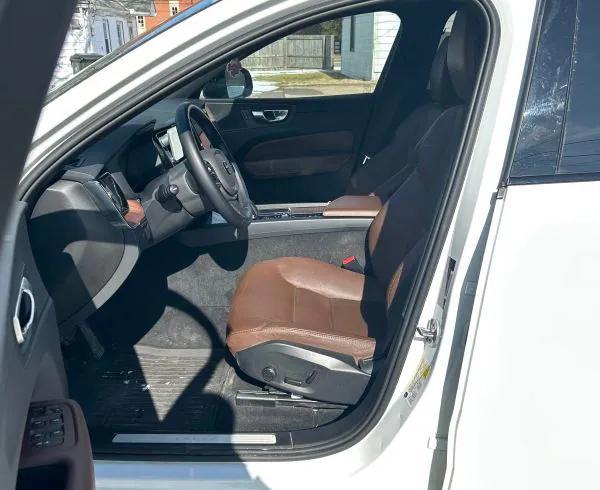 Volvo XC60 2023