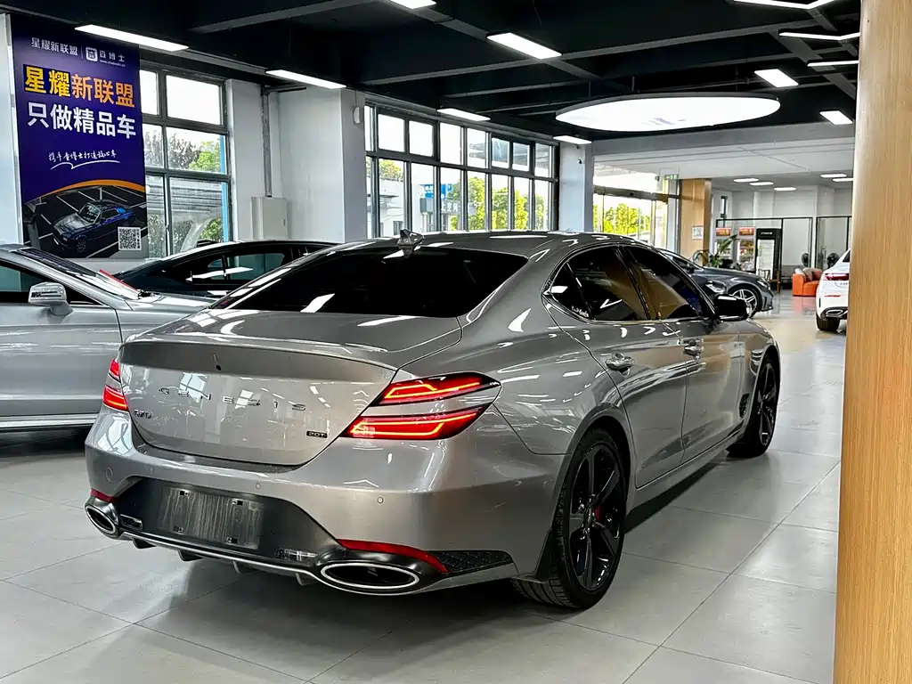 Genesis G70 2022