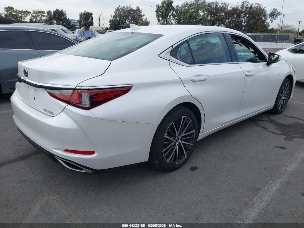 Lexus ES 2024