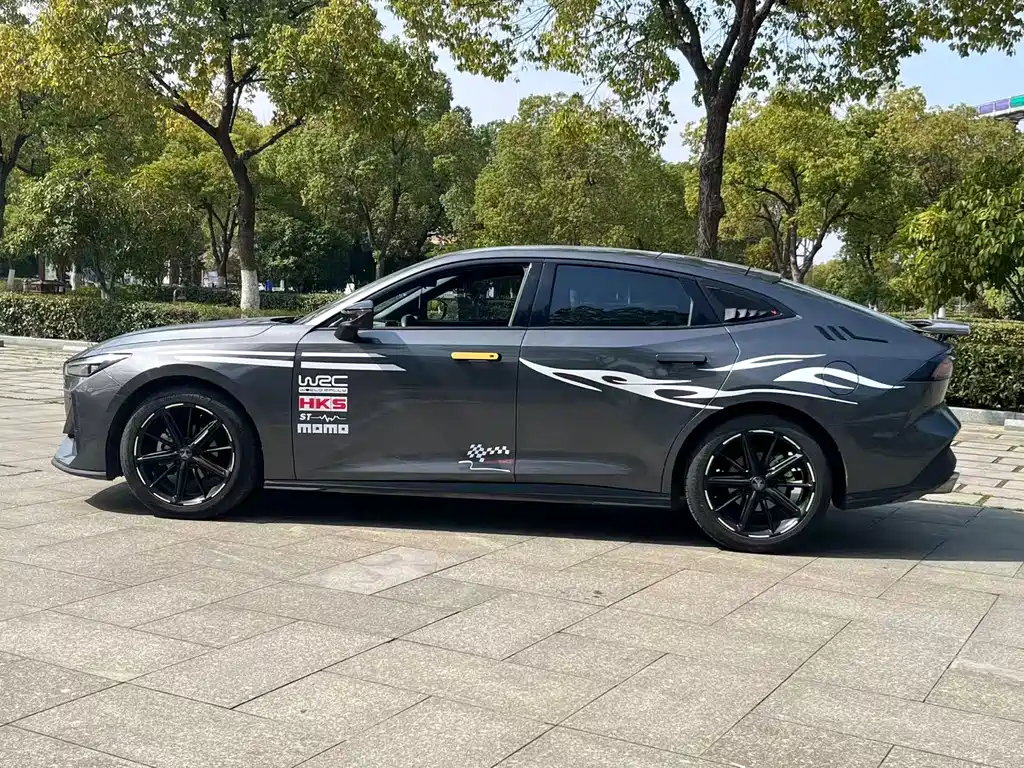 Changan UNI-V 2022