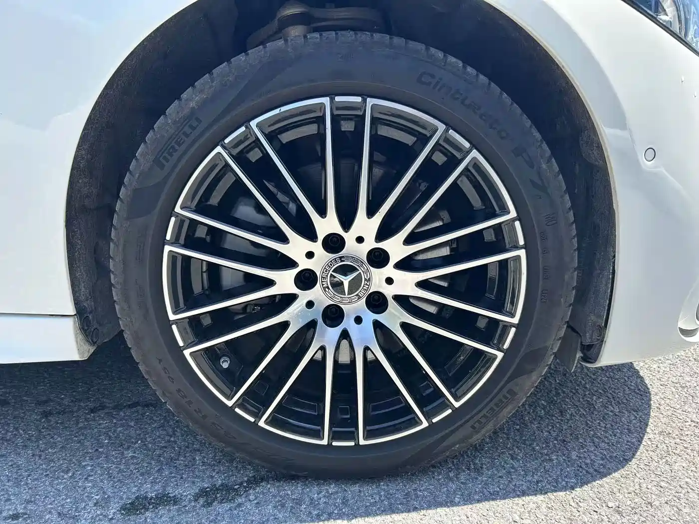 Mercedes-Benz C-Класс 2025