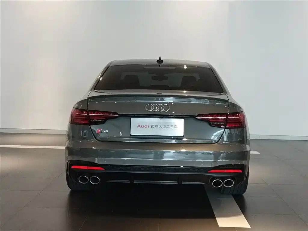 Audi S4 2024