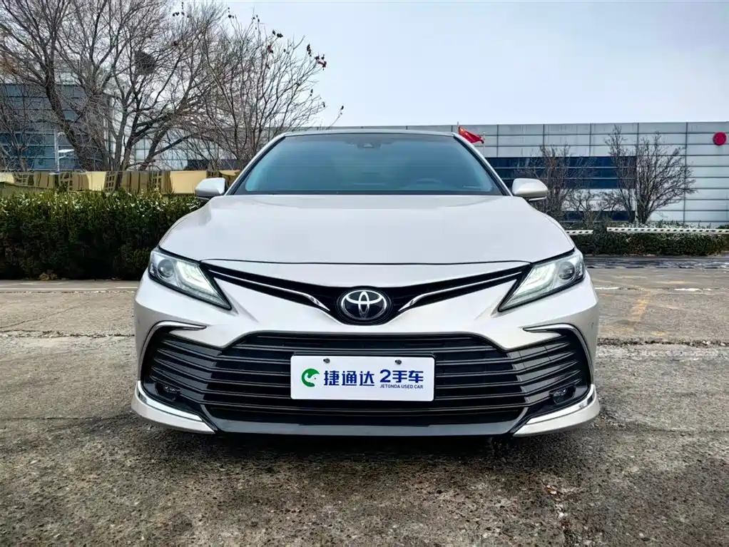 Toyota Camry 2022