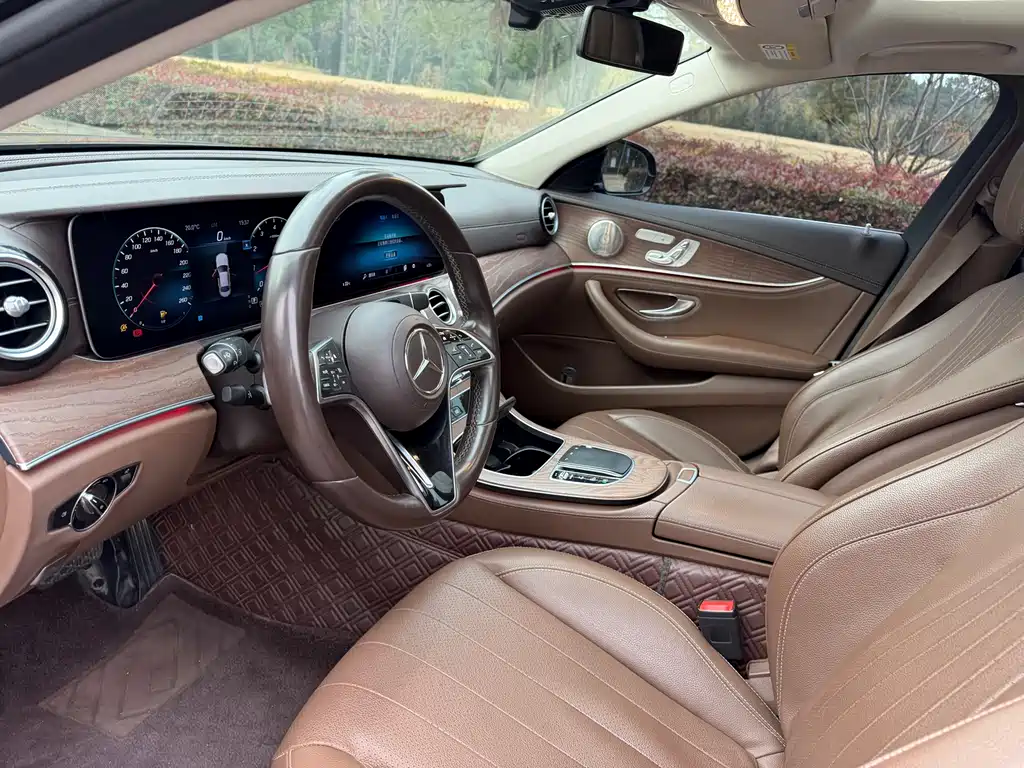 Mercedes-Benz E-Класс 2021