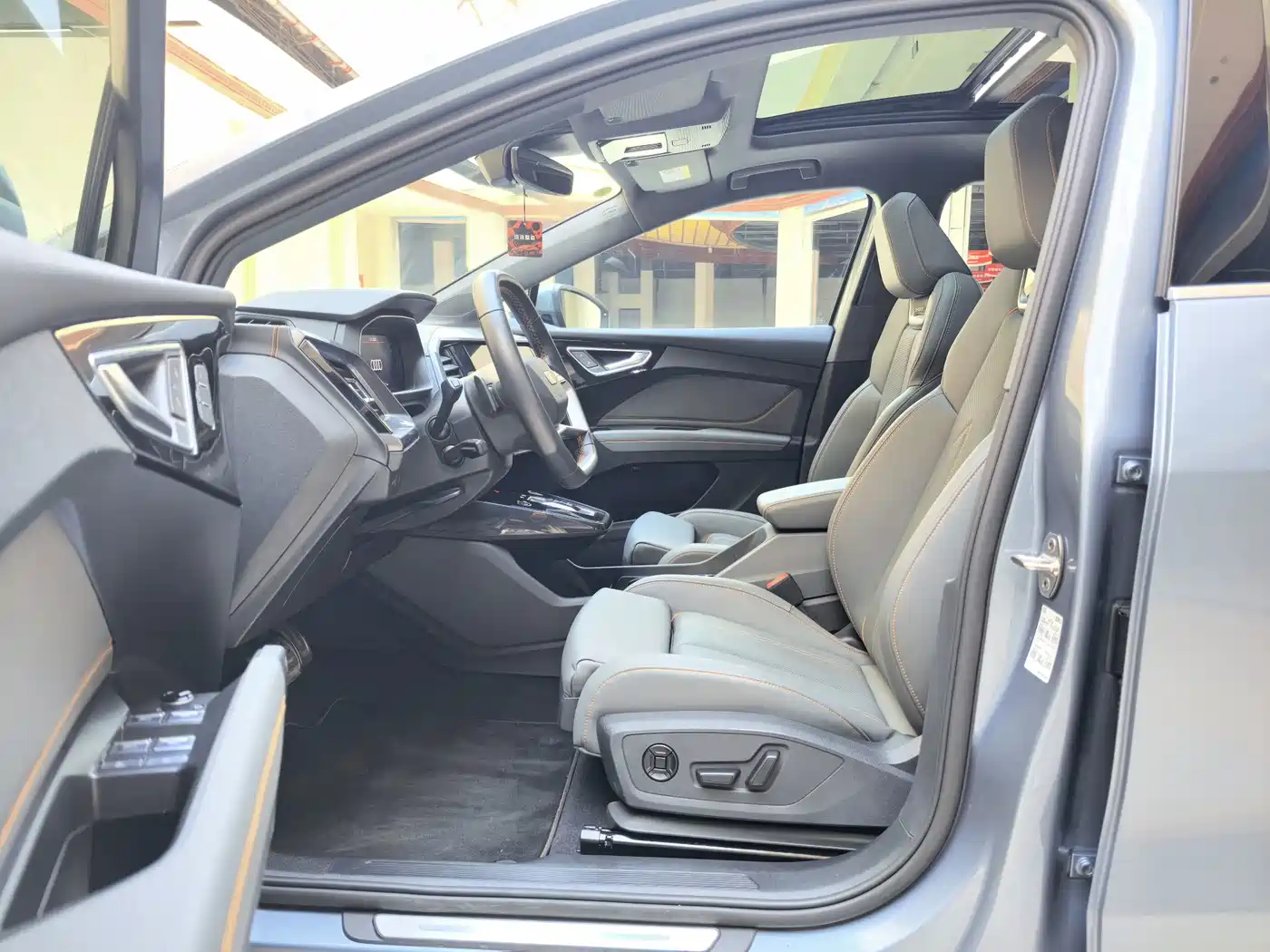 Audi Q4 e-tron 2024