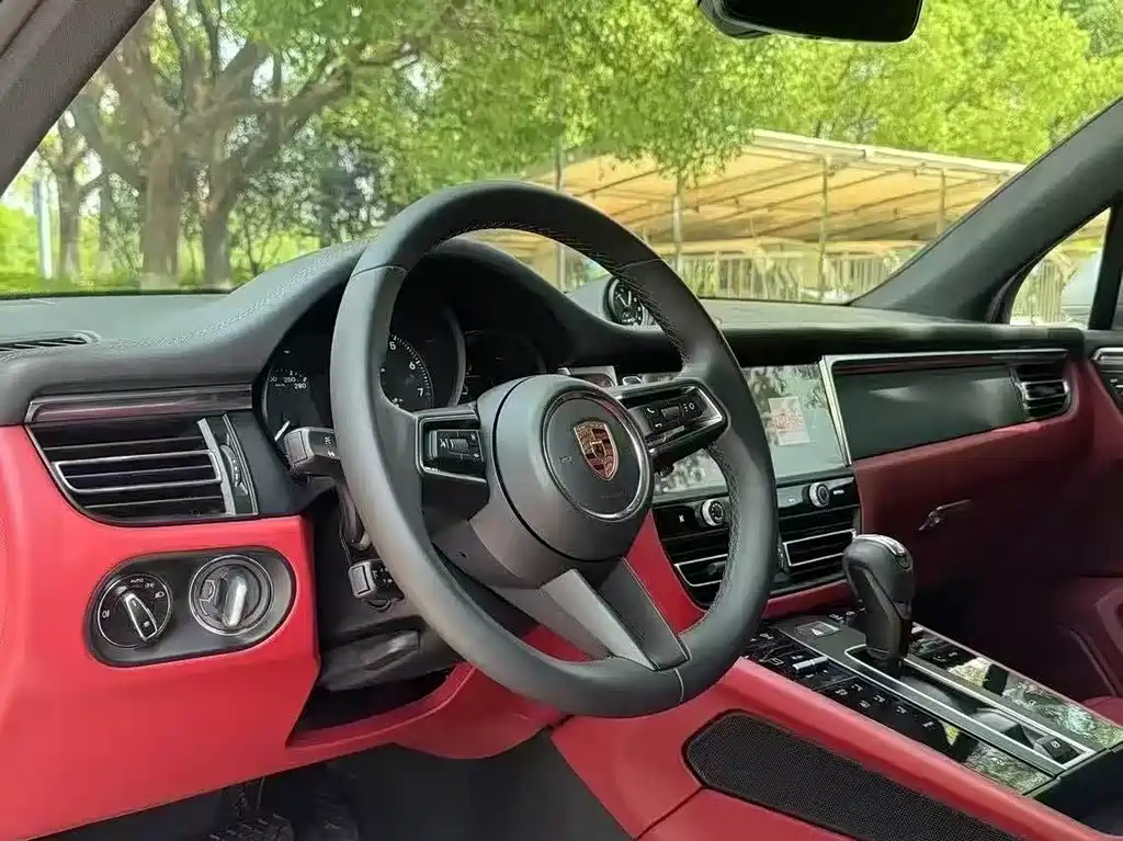 Porsche Macan 2022