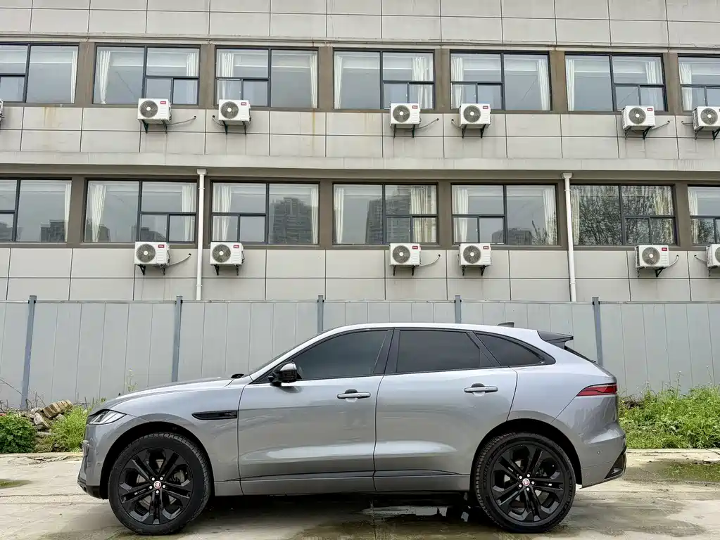 Jaguar F-Pace 2021