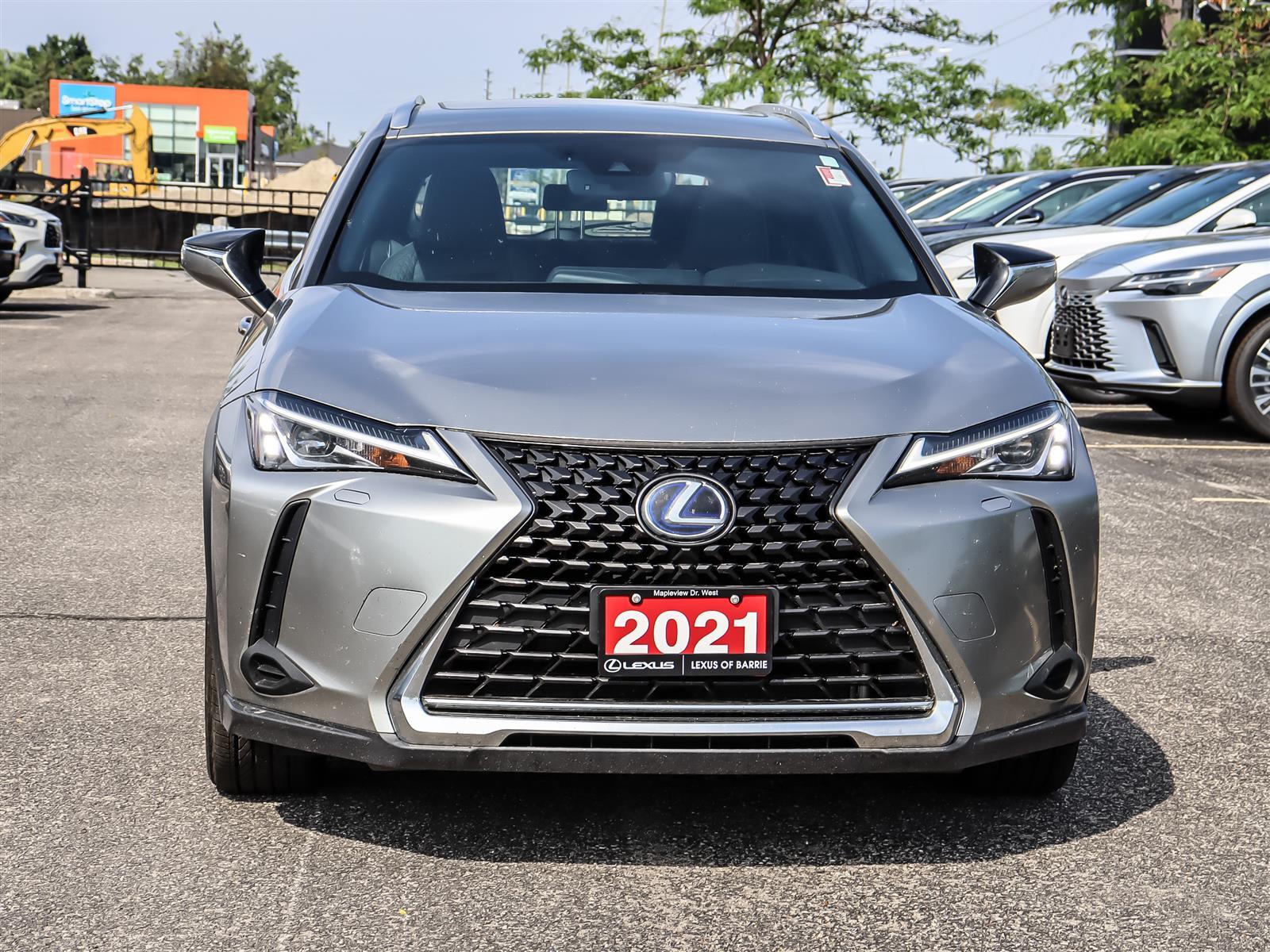 Lexus UX 2021