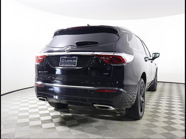Buick Enclave 2023