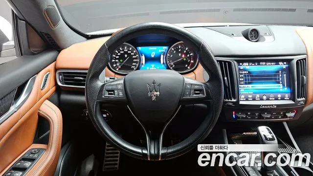 Maserati Levante 2020