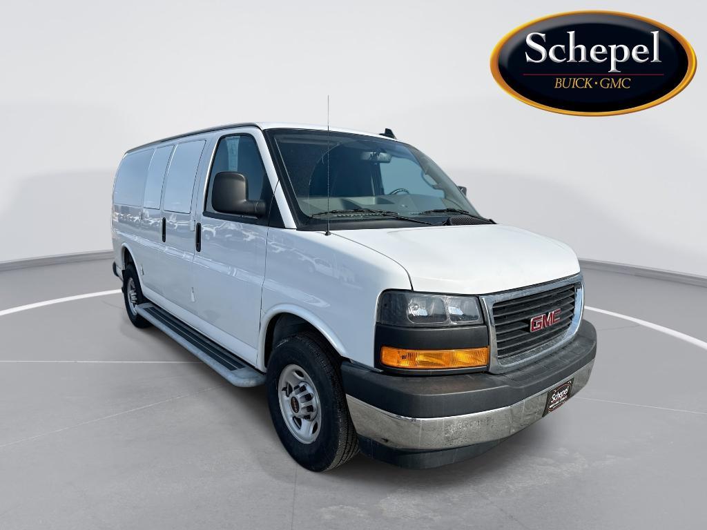 GMC Savana 2024