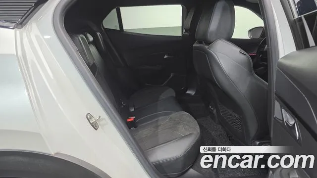 Peugeot 2008 2021