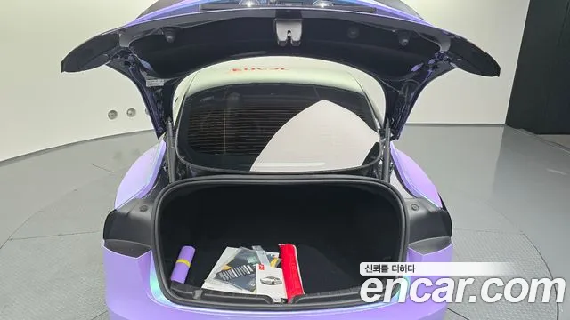 Tesla Model 3 2025