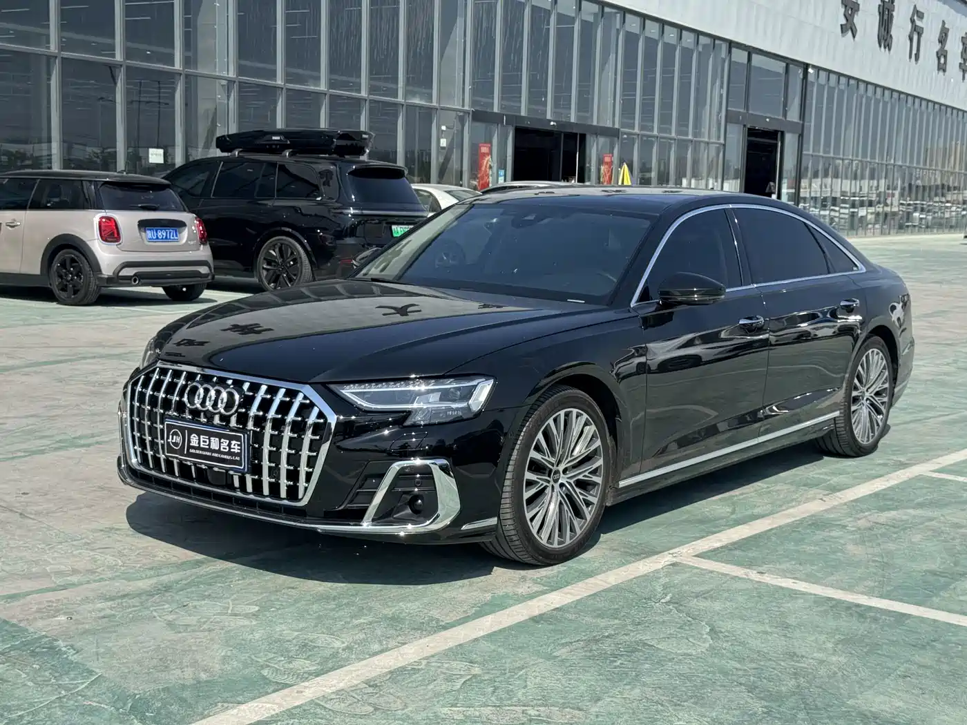 Audi A8 2025