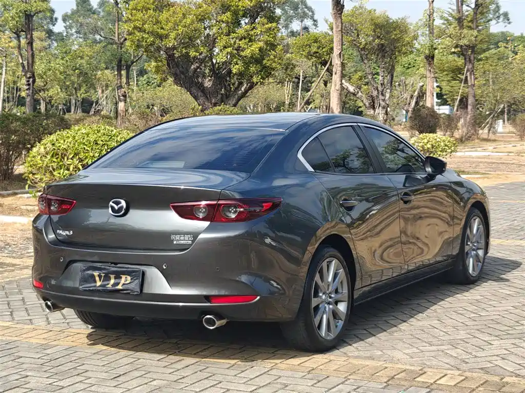 Mazda 3 2021