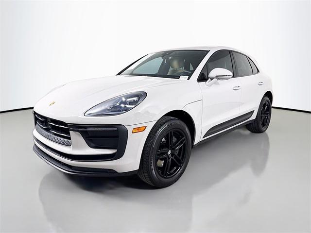 Porsche Macan 2024