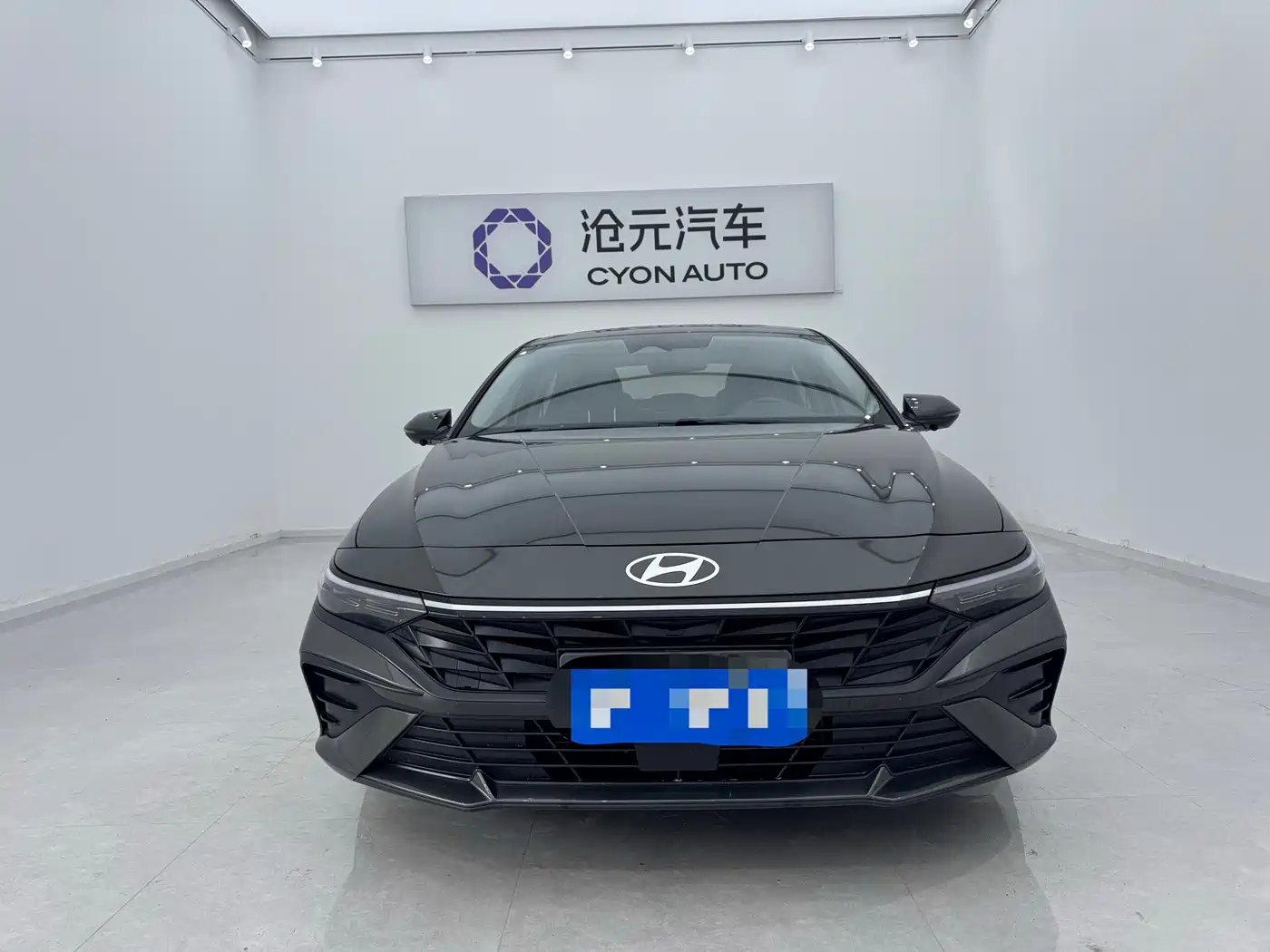 Hyundai Elantra 2024