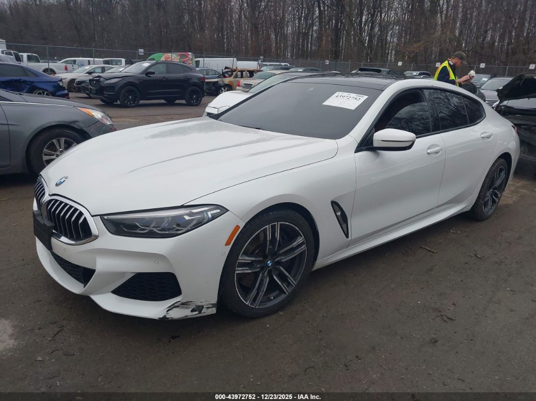 BMW 8 серии 2020