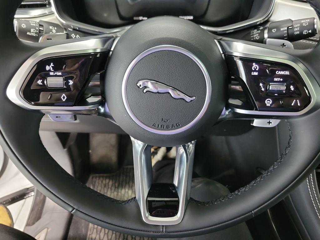 Jaguar F-Pace 2025