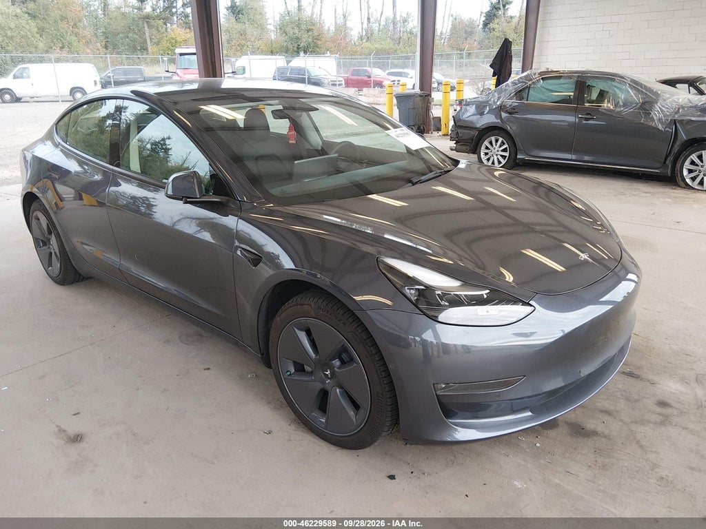 Tesla Model 3 2022