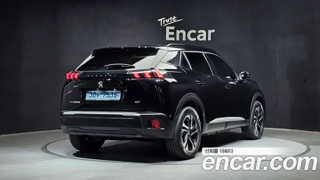 Peugeot 2008 2021