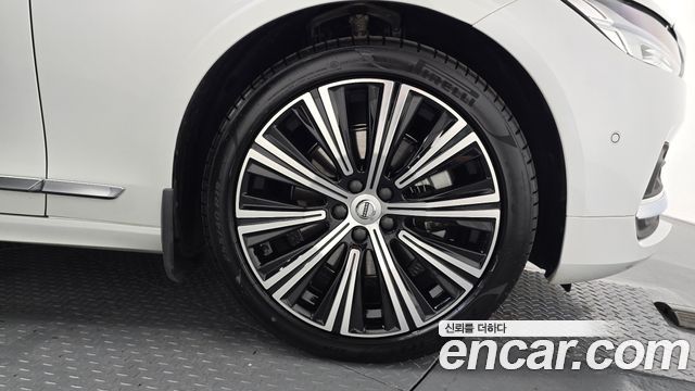 Volvo S90 2025