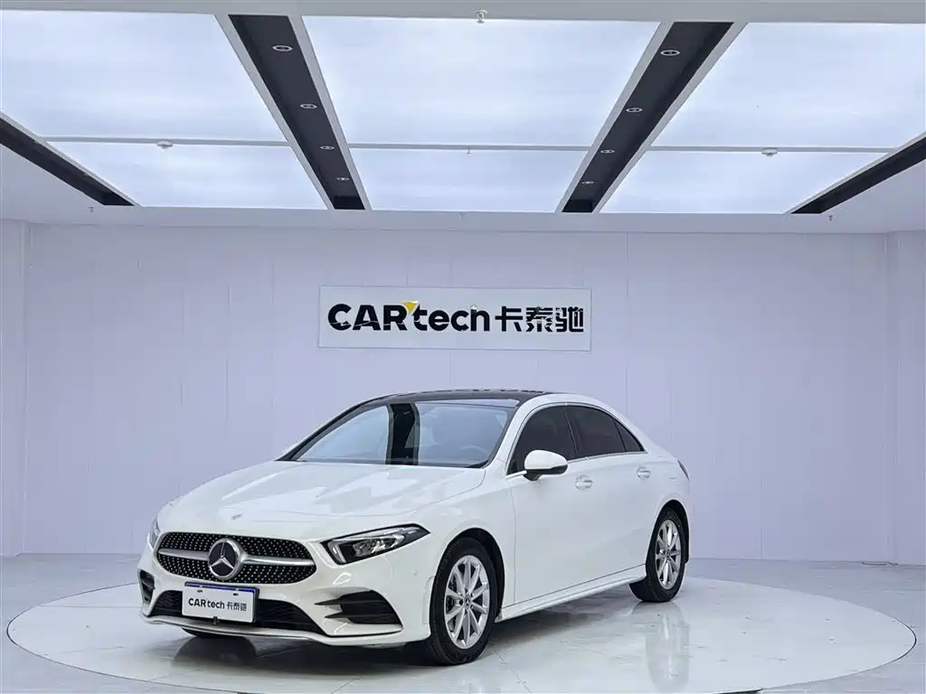 Mercedes-Benz A-Класс 2022