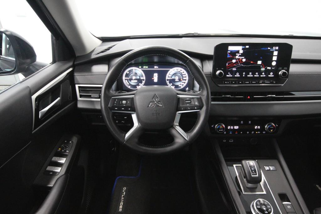 Mitsubishi Outlander 2024
