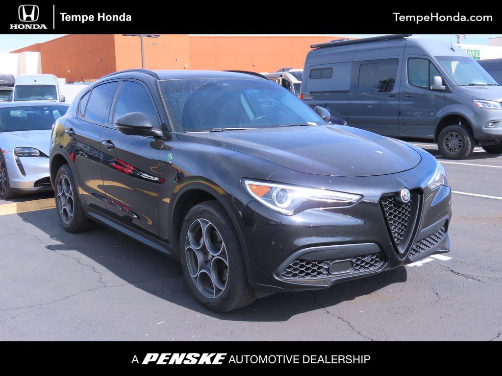 Alfa Romeo Stelvio 2021