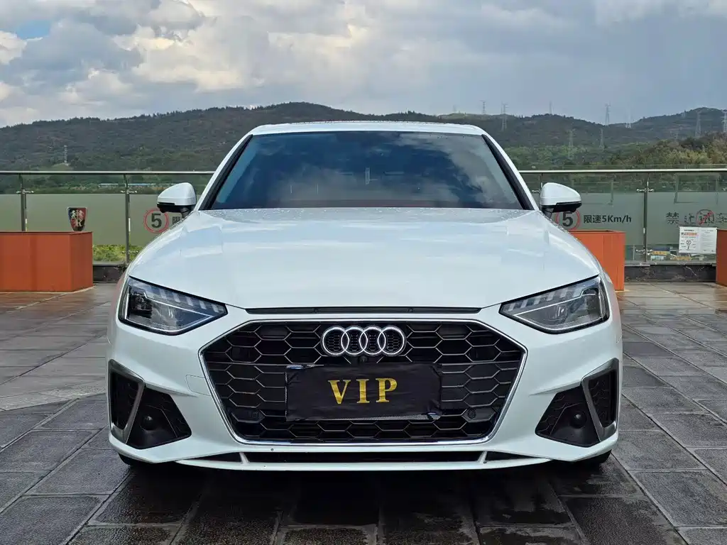 Audi A4 2021