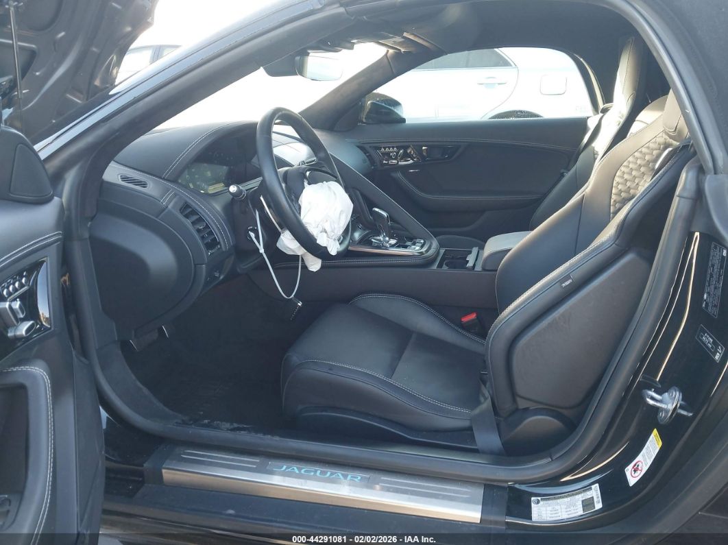 Jaguar F-Type 2024