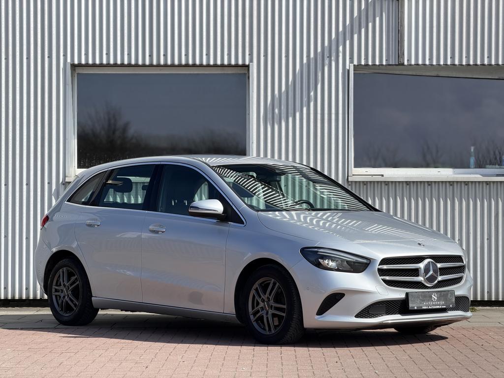 Mercedes-Benz B 200 2022