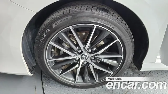 Toyota Camry 2023