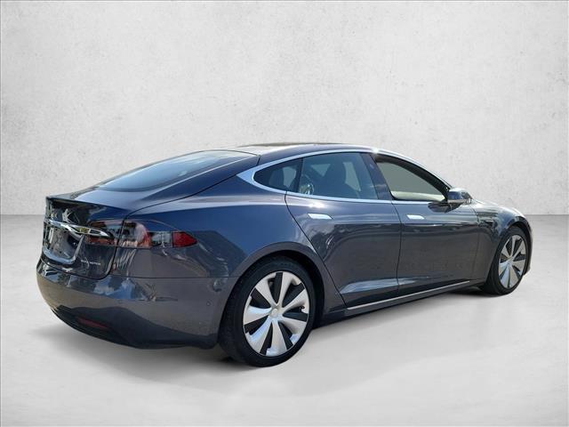 Tesla Model S 2021