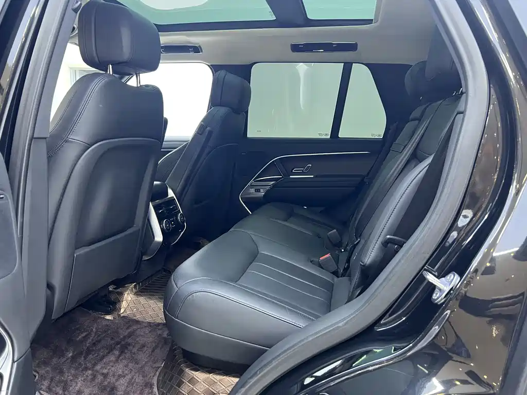 Land Rover Range Rover 2023